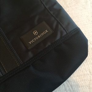 Victorinox Carry tote